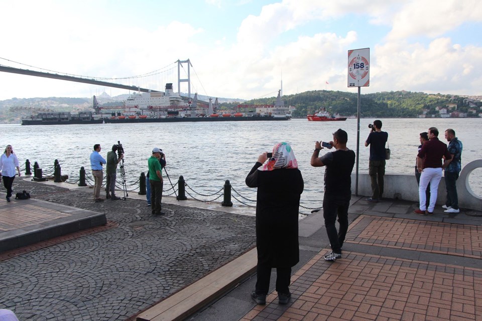 Dünyanın en büyüğü geçiyor 6 saat kapalıyız