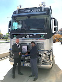 Volvo Trucks’ın en güçlü çekicisi artık Saha Metal filosunda