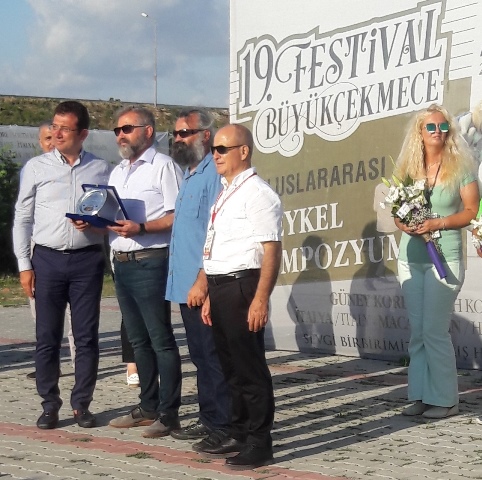 İstanbul Gazeteciler Derneği'ne iki başkandan plaket