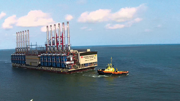 Türk gemisi Lübnan’ı karıştırdı