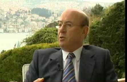 Cerrahoğlu'nun evini soyanlardan biri yakalandı