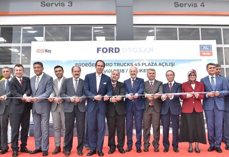 Ford Trucks'ın 4S Plaza atağı Balıkesir'le sürdü