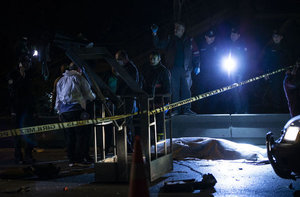 Ankara'da kamyonet vince çarptı