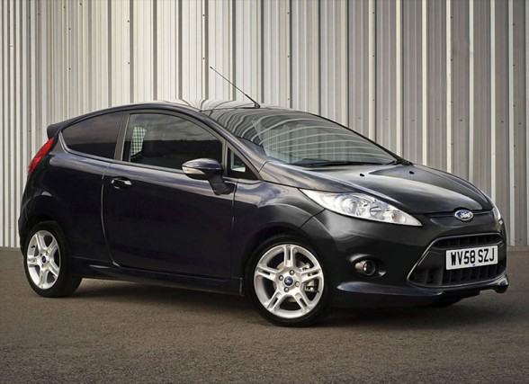 Ford Fiesta'ya burun estetiği