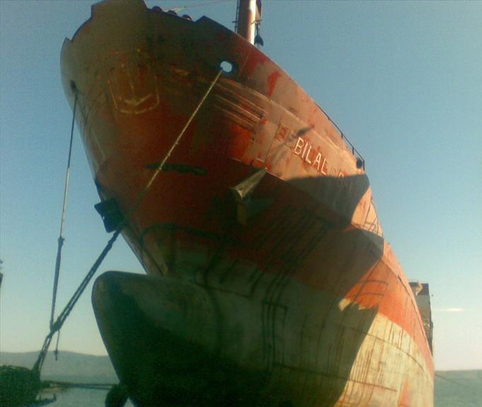 88 metre derinlikteki gemiye "satılamaz" kararı