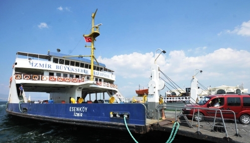 İzmir Körfezi’ne 3 arabalı vapur alınacak