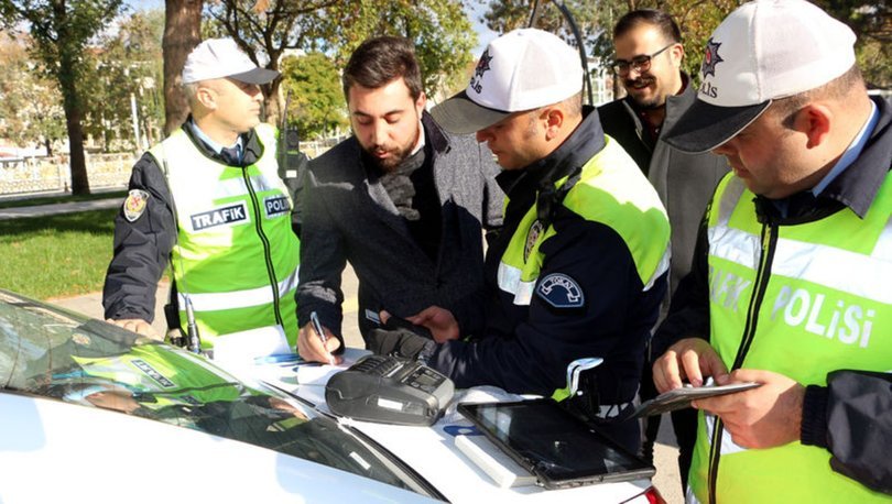 DİKKAT: Yayaya yol vermeyen yandı