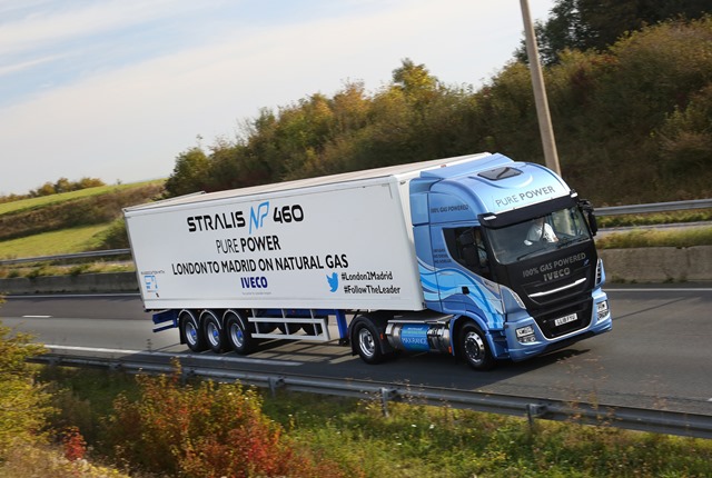 IVECO Stralis, tek depo LNG ile 1728 km yol aldı