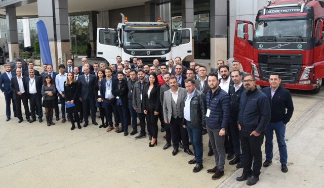 Volvo Trucks bu yıl ikinci kez üstyapıcılarla buluştu