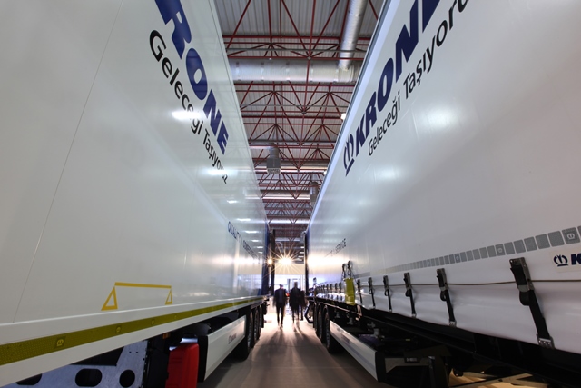 Krone, iki ürünüyle Türk nakliyecisiyle buluştu