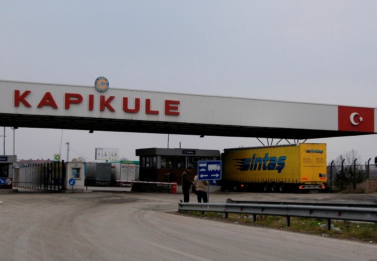 Bulgar'a giden TIR'lar sadece Hamzabeyli'den çıkacak