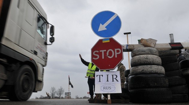 TIR'larımız Rusya'ya gidemiyor, taşıma yabancıya kaldı