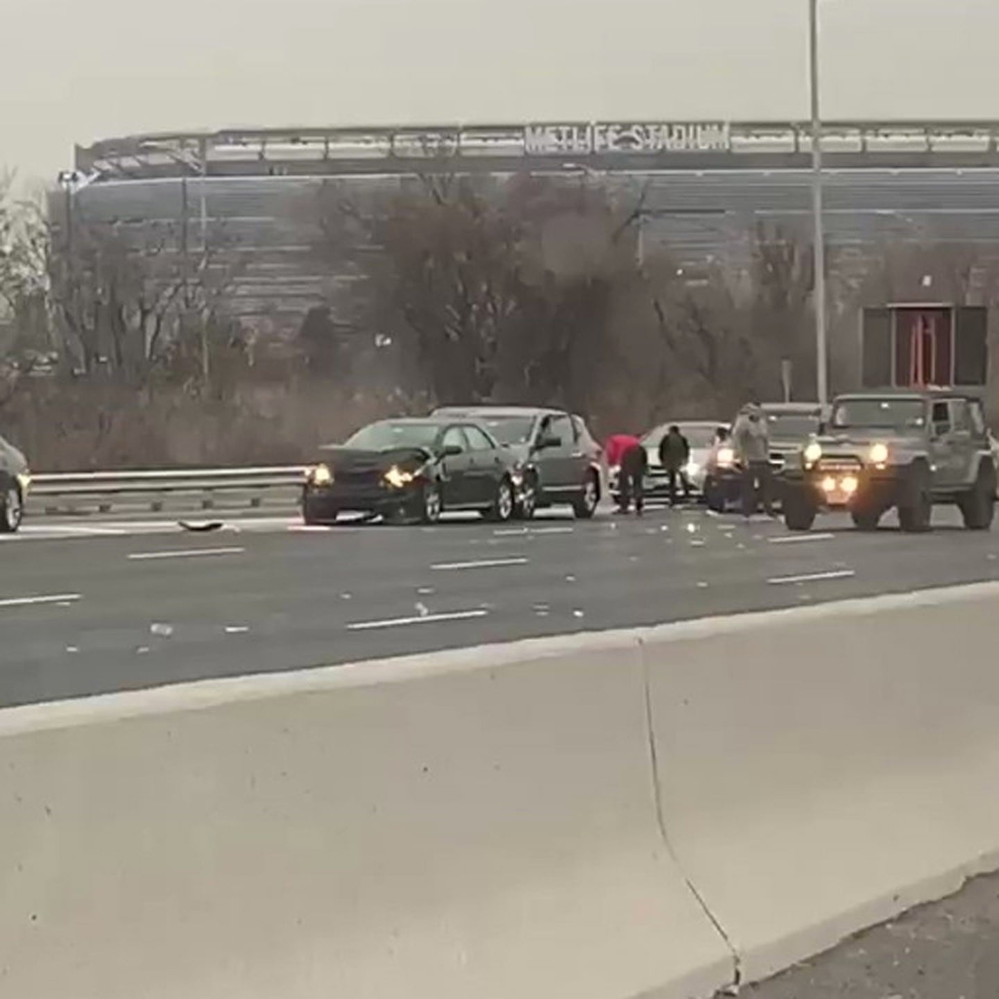 Kamyon arızalandı, dolarlar yola saçıldı