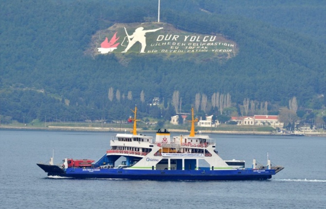 Kuzey Ege'de deniz ulaşımına fırtına engeli