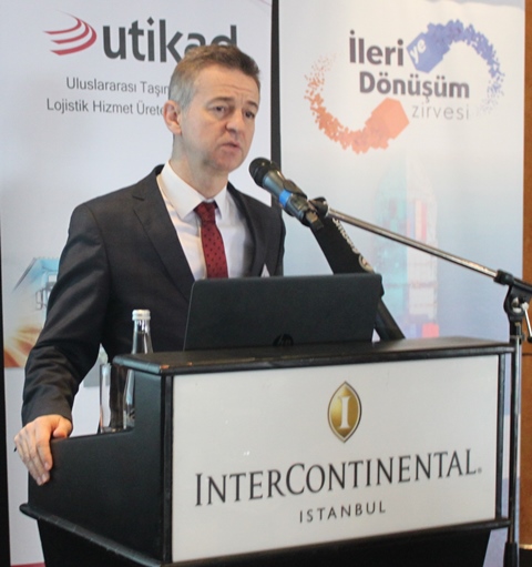 TIR kuyrukları yılda 35 milyon Euro'ya mal oluyor