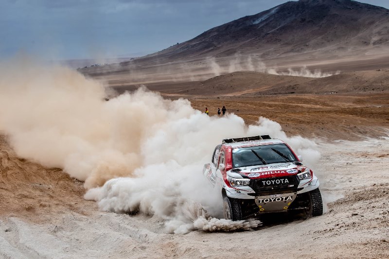 Dakar Rallisi'nin yeni lideri Toyota