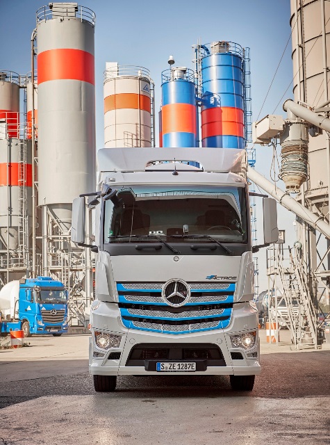 Elektrikli e-Actros test için Alman ve İsviçre yollarında