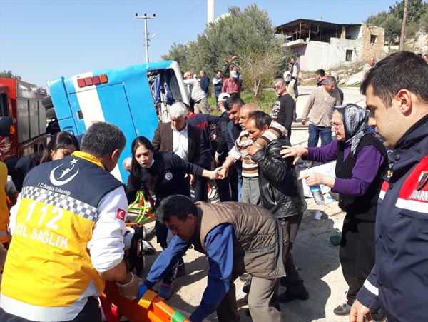 Mersin'de elim kaza: Çok sayıda ölü ve yaralı var