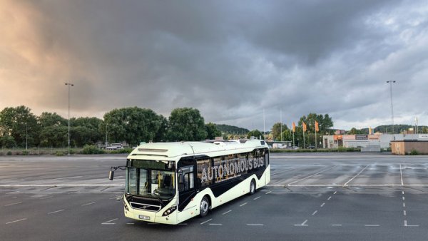 Volvo'nun sürücüsüz otobüsleri Singapur'da test edilecek