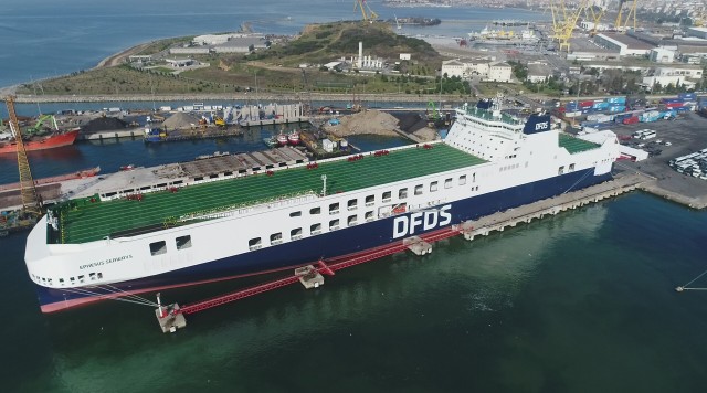 Mega roro Türk bayrağını taktı, ilk seferine çıktı
