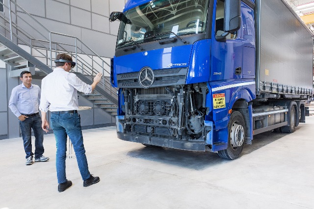Mercedes, Aksaray ve Hoşdere'den dünyaya teknoloji ihraç ediyor