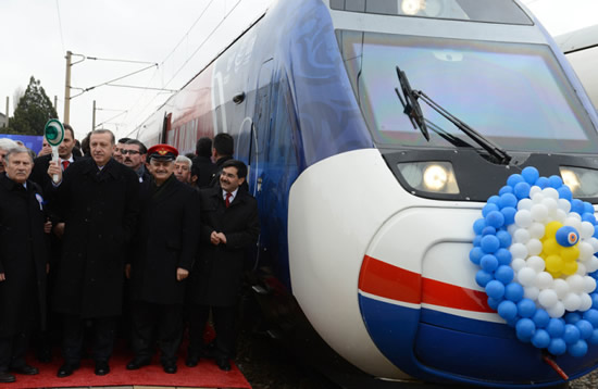 İhaleye 250 km hızla girecek