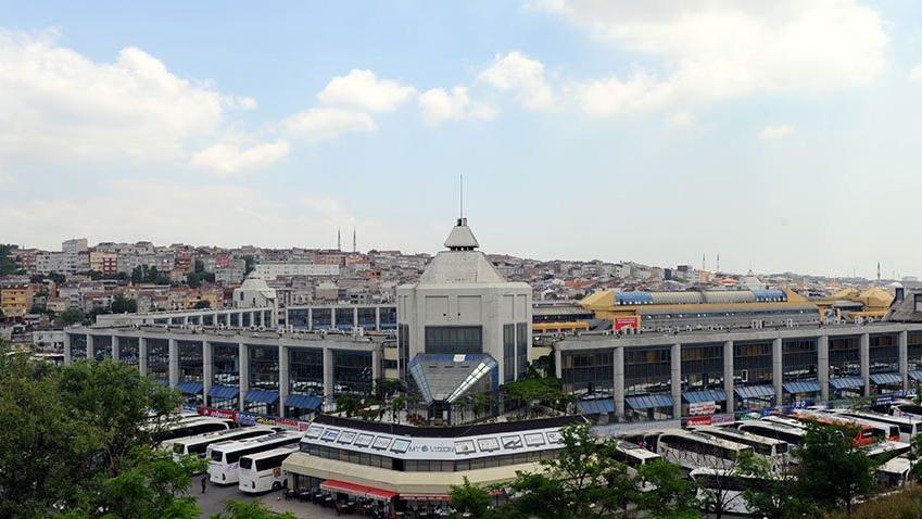 Otobüsçüler zorda: Uçak bileti satmaya başladılar