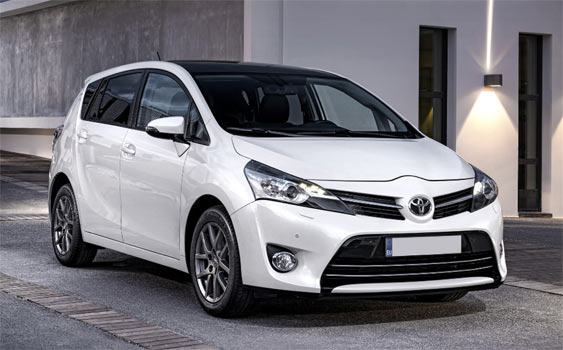 Toyota Türkiye, yenilenen Verso'yu görücüye çıkardı