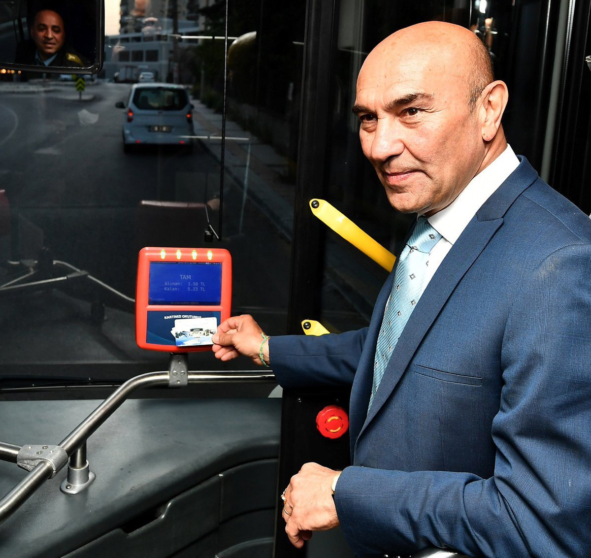 İzmir'de toplu taşımaya yüzde 50 indirim