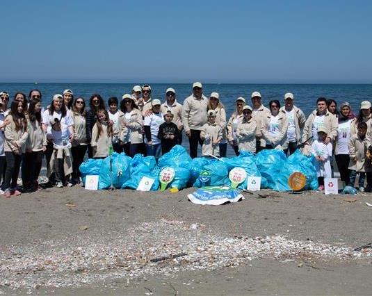 Aras Kargo 100. yıl anısına Samsun sahilini temizledi