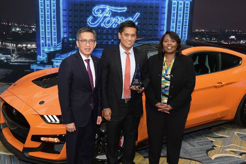 Ford, Pirelli'yi bir kez daha onurlandırdı