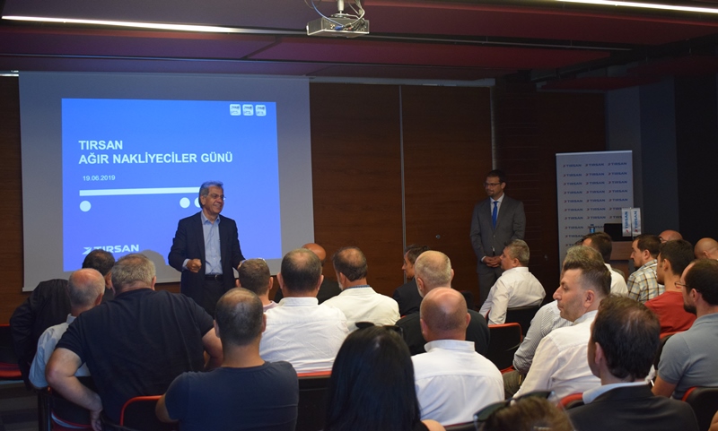 Tırsan, Low-Bed ürün gamını ağır taşımacılara tanıttı