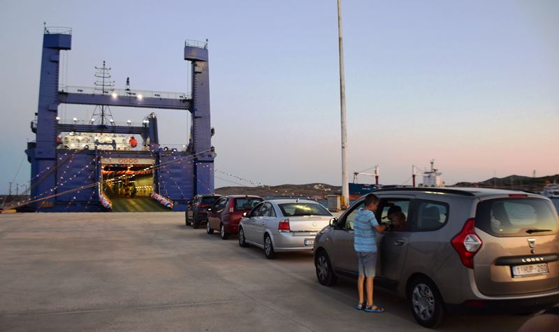 Çeşme-Atina feribotla artık çok daha yakın