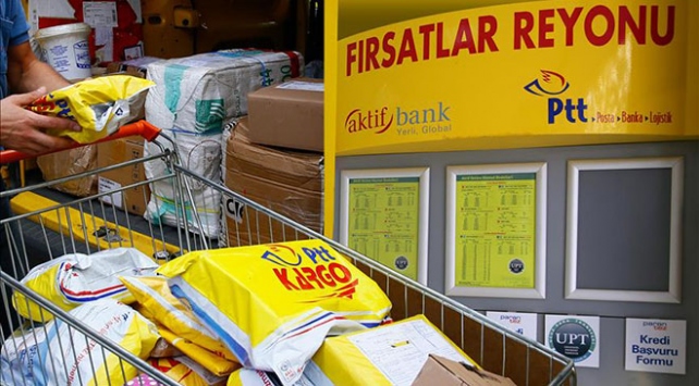 PTT'den 217 noktada akıllı cihazla kargo teslimi