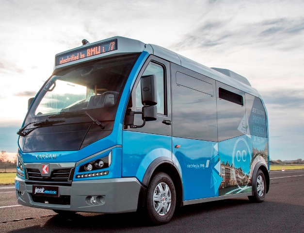 Karsan elektrikli araçlarıyla Fransa RNTP Fuarı’nda