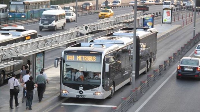 Metrobüslere 'Erken Uyarı Sistemi' takılacak