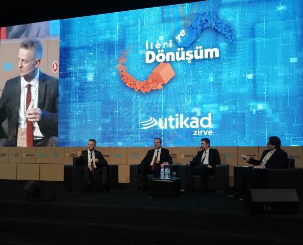İş dünyasına yön verenler lojistikte ileri’ye dönüşümü konuştu