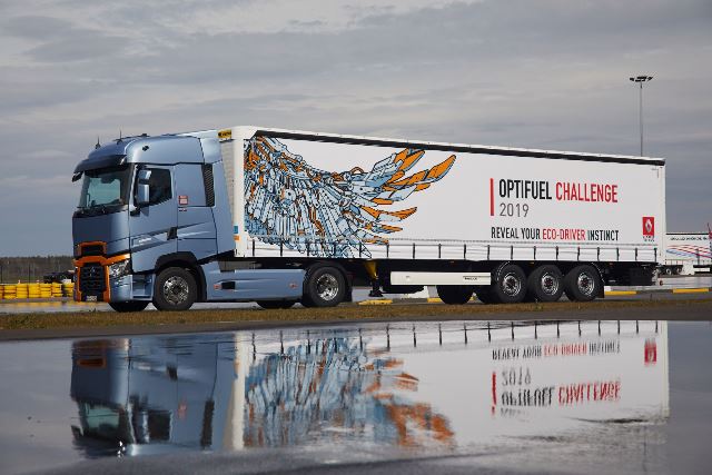 25 Renault Trucks sürücüsü "en az yakıt tüketimi" için yarışacak