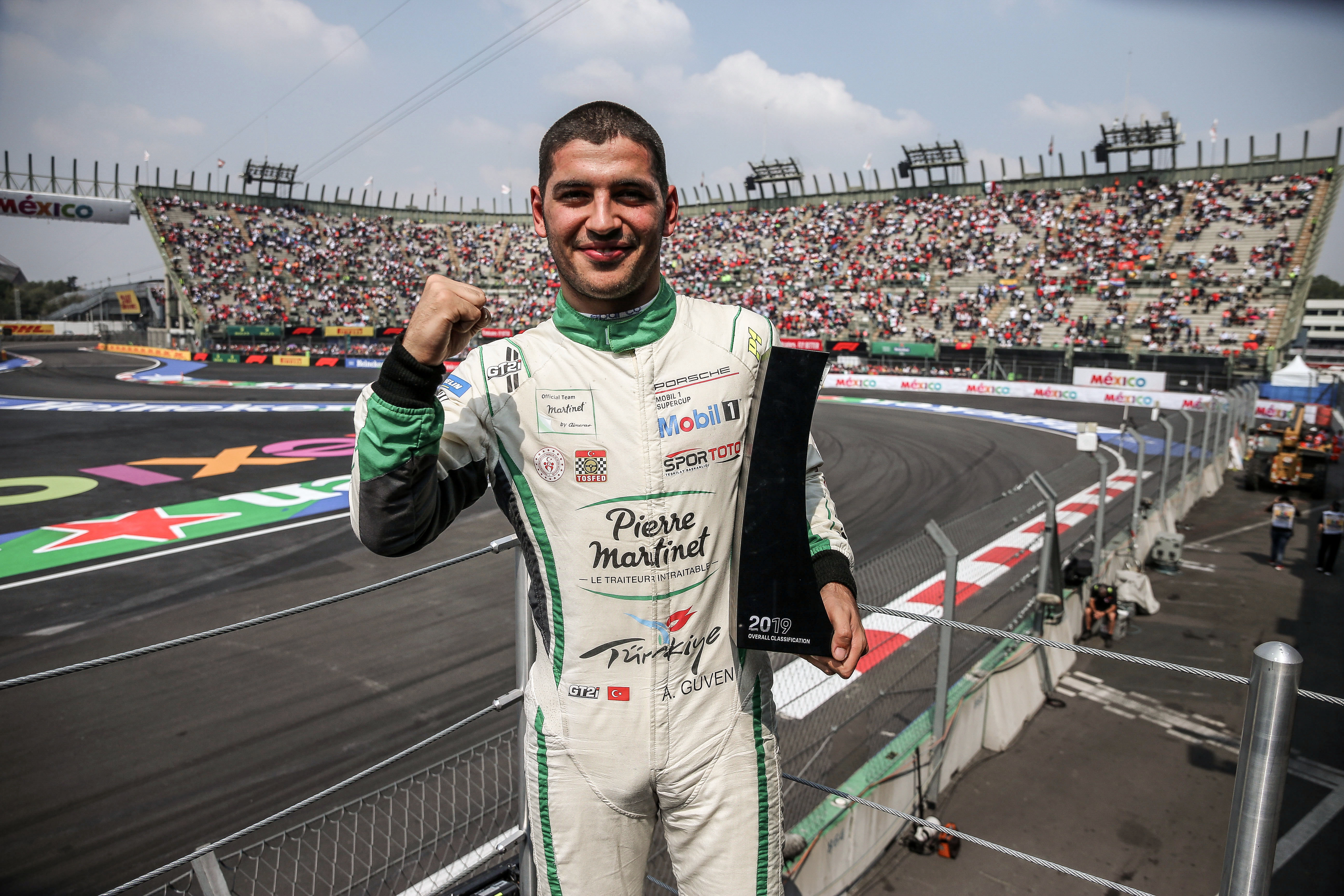 Ayhancan Güven, 2019'un "Çaylak Şampiyon"u oldu