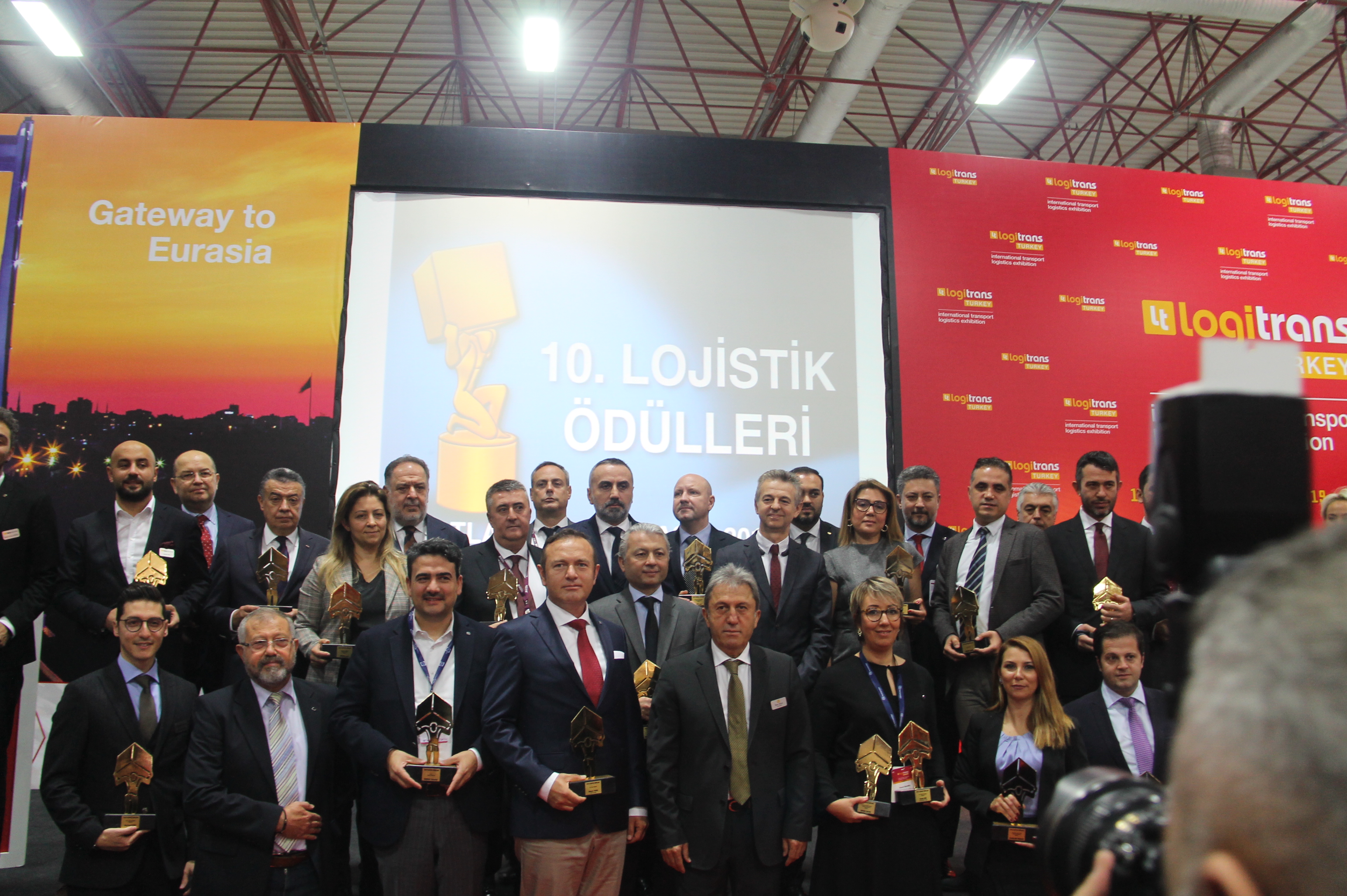 Yılın lojistikçileri ATLAS ile taçlandırıldı