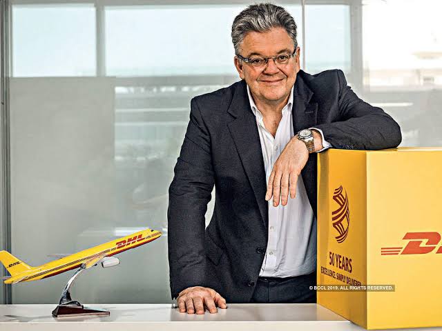 DHL, ticaret yollarını Türkiye'den kuracak