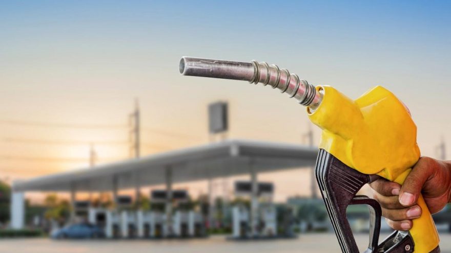 Akaryakıt sektörüne teminat şartı geliyor