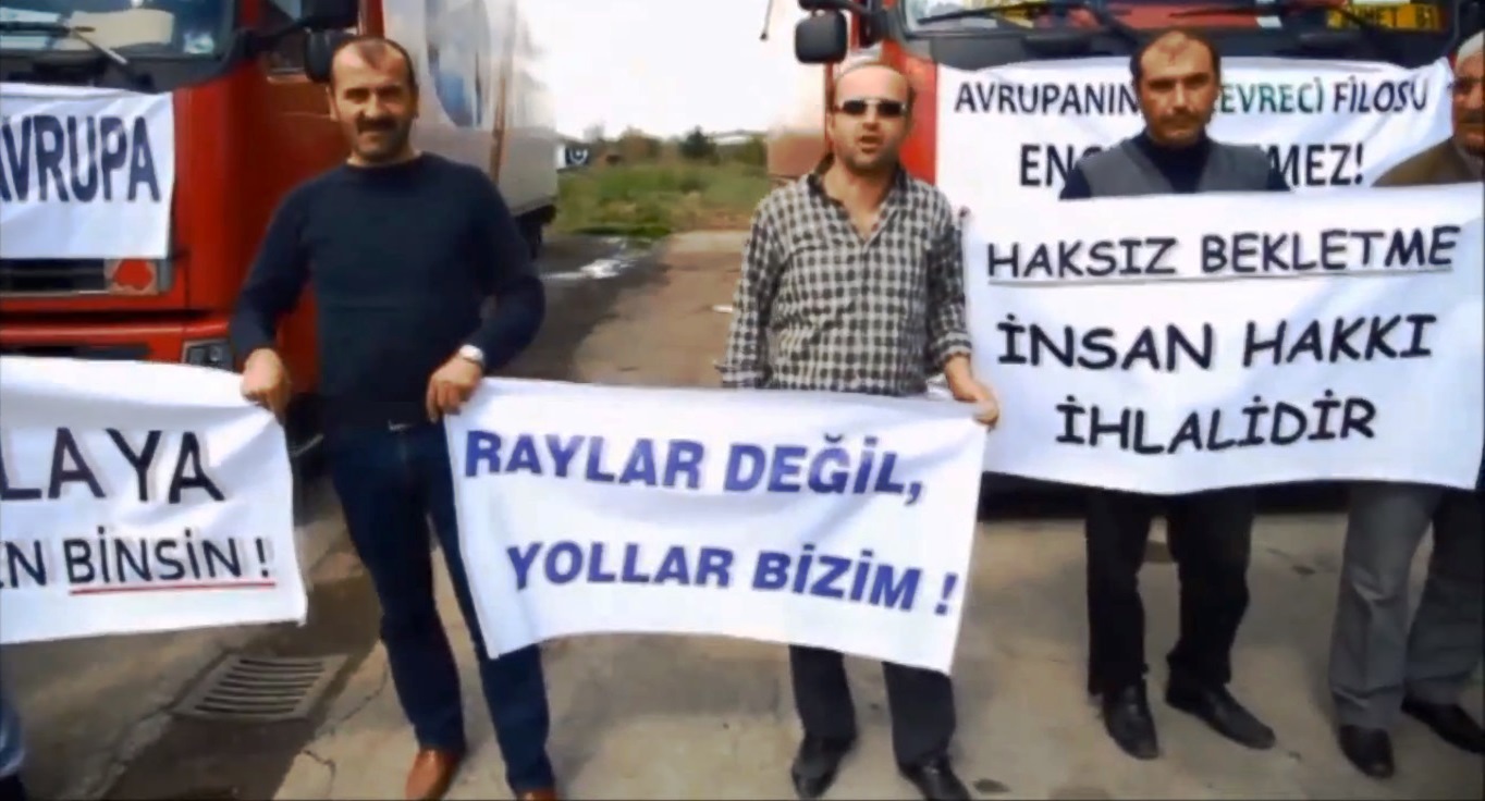 Sürücüler Slovenya'da eylemde - VİDEO HABER