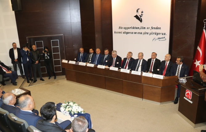 Adanalı sanayiciler "TEMSA'ya yardım edin" diyor