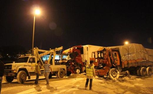 TEM'de 13 TIR birbirine girdi