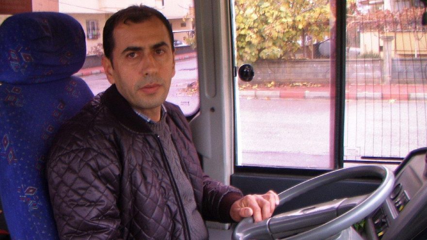 Otobüs şoförüne ‘cep telefonu’ dayağı