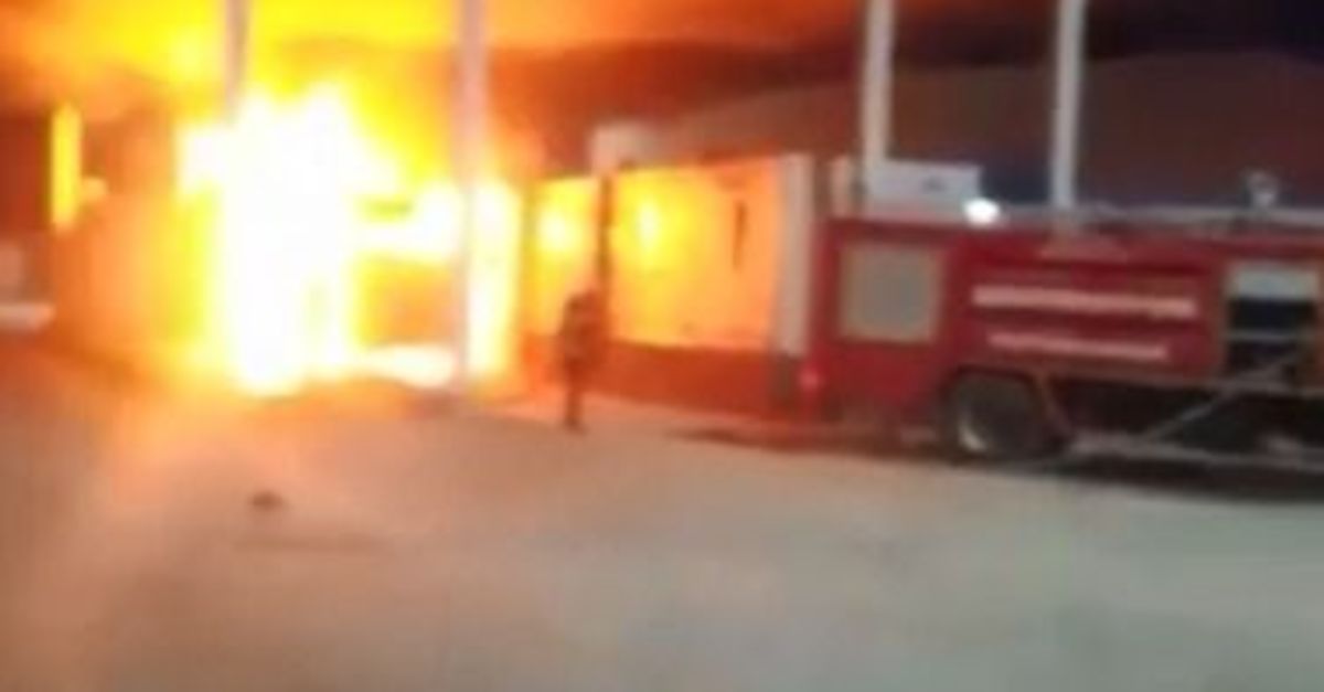 "Fazla mazot" cezasına kızdı, TIR'ını yaktı