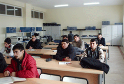 Mercedes'in teknoloji gösterisi