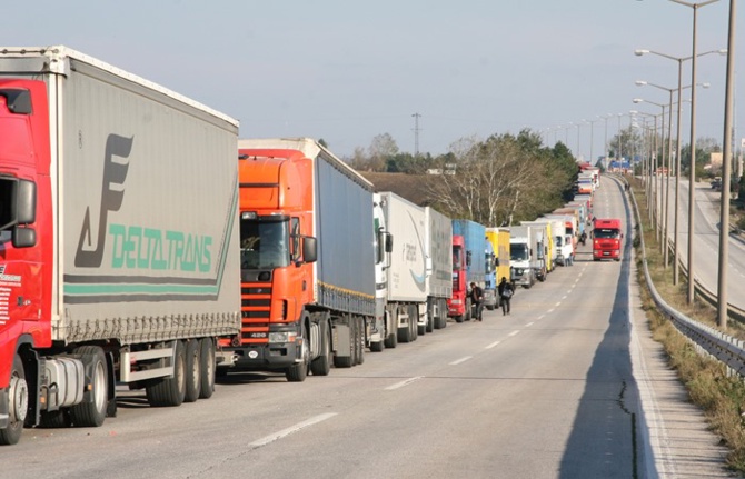 Kapılar kapandı, ticaret çıkmaza girdi