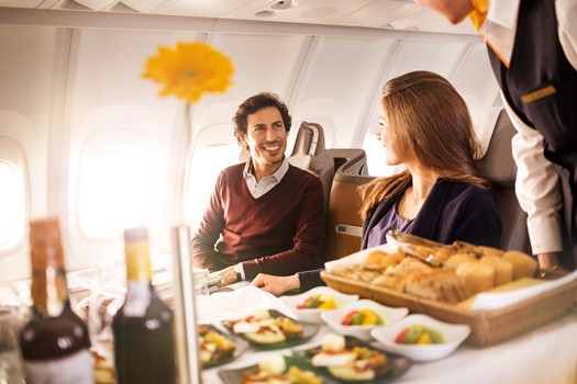 Lufthansa yolcularını yeni kabin hizmetiyle şımartıyor